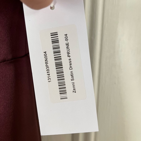 NWT reformation Zenni dress size 4 prune color - Picture 5 of 6